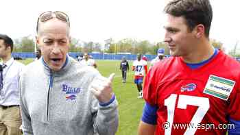 Hall of Famer Jim Kelly passes 'the torch' to Buffalo Bills' Josh Allen for charity