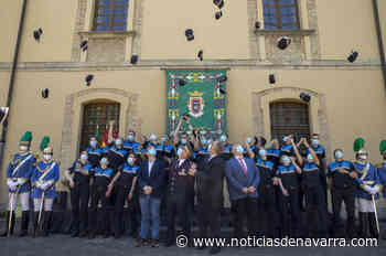 25 nuevos agentes de Policía Municipal de Pamplona, 6 mujeres y 19 hombres, reciben sus placas - Noticias de Navarra
