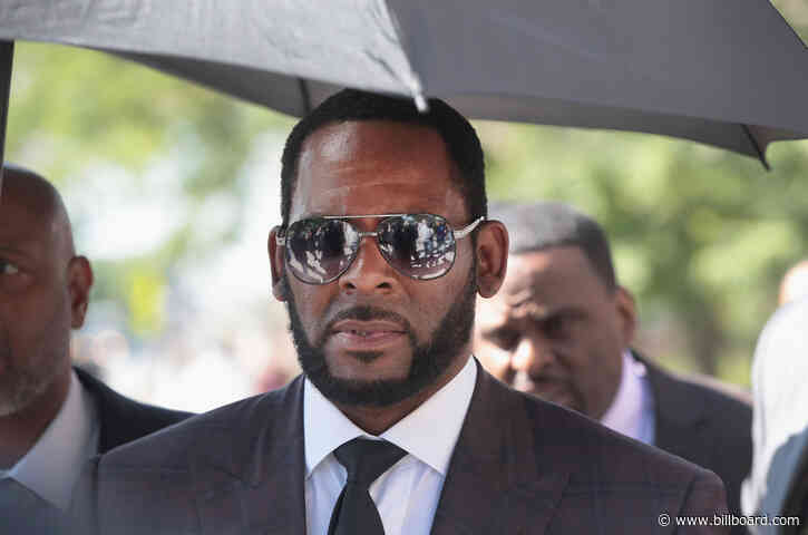 R. Kelly Loses Three Lawyers Months Before New York Racketeering Trial
