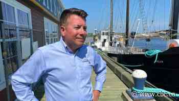 Tour operators press for timeline for reopening land border