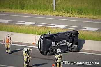 Chaos op E403 na verschillende ongevallen (Lichtervelde) - Het Nieuwsblad