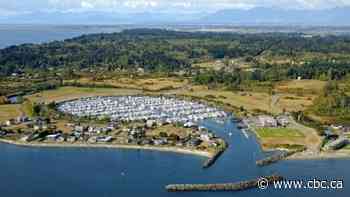 Uniquely situated, Point Roberts, Wash., pushes to be test case as Canada mulls reopening border