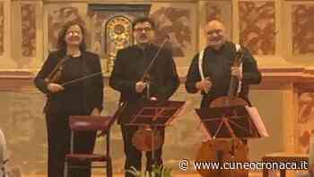 MONDOVI'/ Musica del trio d'archi "Il Furibondo" per ricordare le vittime del Covid - Cuneocronaca.it - Cuneocronaca.it