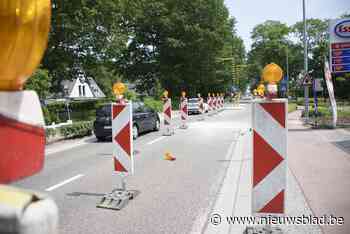 Zinkgat op Mechelsesteenweg zorgt voor stilstaand verkeer