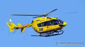 Punta Ala, finisce fuori strada con l'auto: soccorso con l'elicottero - LA NAZIONE