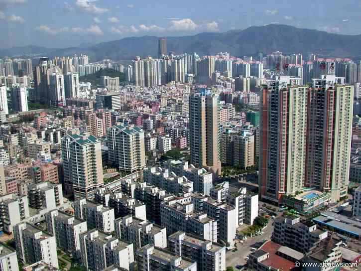 Shenzhen to Host Art Fair, Storied Show Designer Dies, and More: Morning Links from June 10, 2021