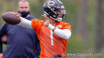 Bears' Darnell Mooney says Justin Fields' deep ball caused him to smile mid-route: 'It's a beautiful ball'