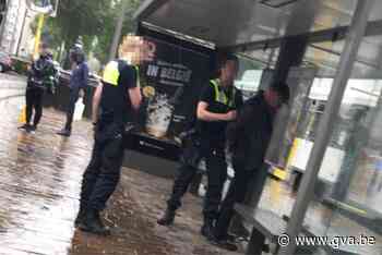 37 maanden met uitstel voor messteek na discussie over mondmasker op Antwerpse tram - Gazet van Antwerpen