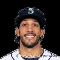 Dillon Thomas picks up first MLB hit Wednesday - FantasyPros