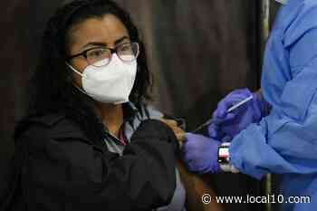 Panamá comienza a vacunar a mujeres jóvenes con AstraZeneca - WPLG Local 10