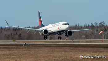 Amid rising travel demand, Air Canada recalls 2,600 workers, extends COVID-19 refund deadline