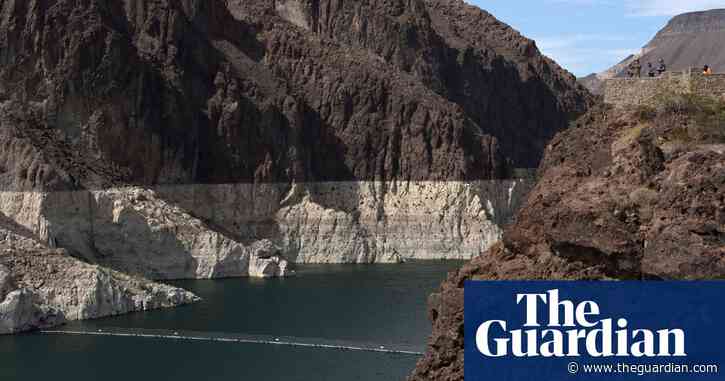 Lake Mead: largest US reservoir falls to historic low amid devastating drought
