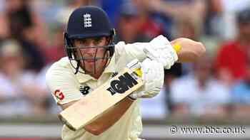 England v New Zealand: Rory Burns & Dan Lawrence keep hosts afloat