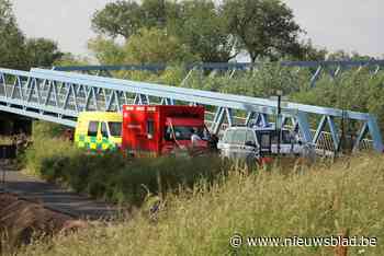 Drie mensen uit het water gehaald nadat bootje kantelt