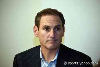 Larry Scott goes out of his way to insult Oregon, Pac-12 as a whole - Yahoo Sports