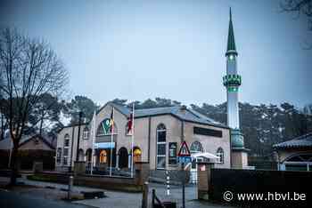 Bart Somers op de vingers getikt over communicatie erkenning Houthalense Groene moskee - Het Belang van Limburg
