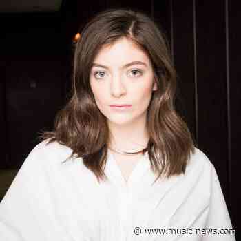 Lorde OK with Solar Power leak