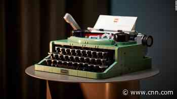 LEGO releases 2,000-piece typewriter -- and it actually moves