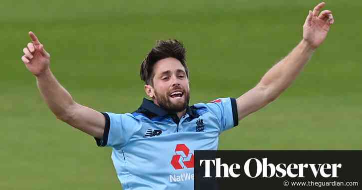 Chris Woakes returns to England’s T20 squad after five-year absence