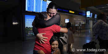 Tearful reunion after a mom saw a news photo of daughter at the border alone
