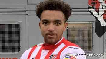 Donovan Wilson: Sutton United sign forward on permanent deal - BBC News