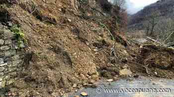 Frana di Posara: tutto fermo. L'appello degli abitanti al sindaco di Fivizzano e alla Provincia - La Voce Apuana
