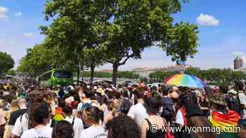 12 000 personnes dans les rues de Lyon ce samedi pour la Marche des Fiertés - PHOTOS - Lyon Mag