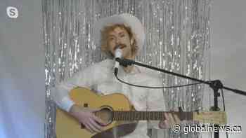 Alberta country music singer Robert Adam releases new music