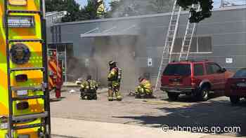 3 dead after car crashes into building