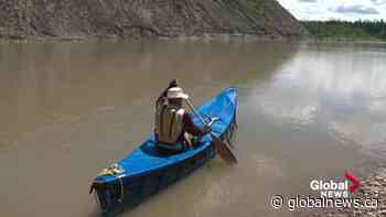 Alberta man canoeing across the Prairies in memory of grandchild lost to SIDS