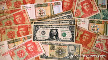 Cuba temporarily suspends cash deposits in dollars, cites embargo hurdles