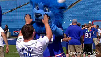 Bills’ Harrison Phillips holds camp for kids with developmental differences