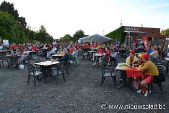 Tweehonderdtal kijkers voor eerste match Rode Duivels