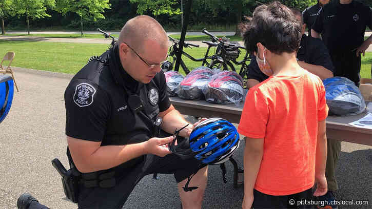 Pittsburgh Police, Mayor Bill Peduto Teach Young Kids During Youth Bike Safety Day