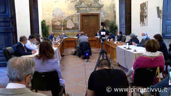 Sanità. È scontro su Solofra. Mobilitazione di Piazza sui tagli. Ma De Luca ai sindaci: "imbecilli" - Prima Tivvù