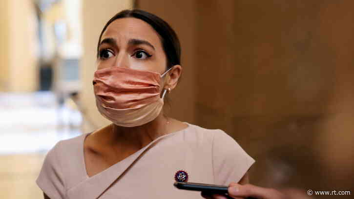 AOC accuses Dems of fueling ‘right-wing vitriol’ with Ilhan Omar attacks as Pelosi declares ‘end of subject’