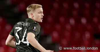 Bruno Fernandes has already highlighted key Donny van de Beek skill amid Arsenal transfer links - Football.London