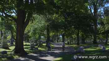 Walking tours resume next weekend at Forest Lawn Cemetery - WGRZ.com