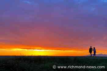 Photo: Beautiful Richmond...End of the day on the West Dyke - Richmond News