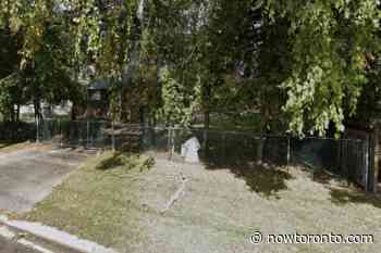 A bungalow just outside Toronto is listed for $3.3 million on real estate sites - NOW Toronto