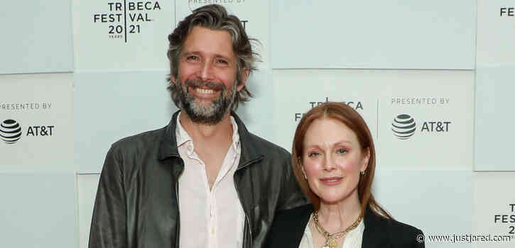 Julianne Moore Supports Hubbby Bart Freundlich at 'With/In Vol. 1' Premiere at Tribeca 2021