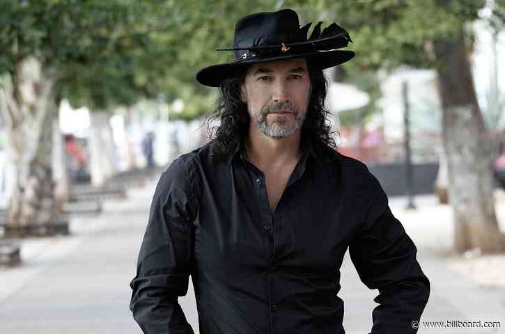 Marco Antonio Solís and Los Bukis Reunite For First Time in 25 Years For Three Shows