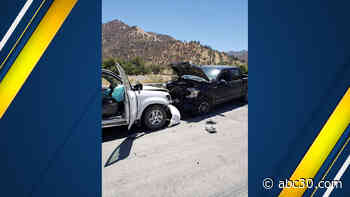 Man intentionally crashes into police car during chase on Tule Reservation, deputies say