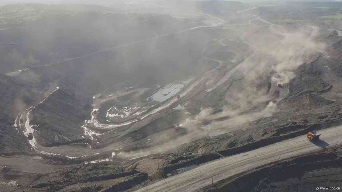 Bird's-eye view of mines near Kiselyovsk, Russia - CBC.ca
