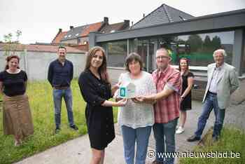 Beernem is officieel een pleegzorggemeente - Het Nieuwsblad