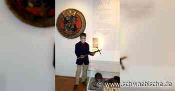 Zwölfjähriger findet historisches Schwert im Wald bei Ederheim - Schwäbische
