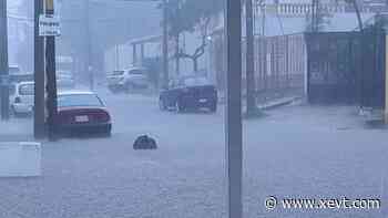 Sufre Villahermosa estragos por intensa lluvia vespertina - XeVT 104.1 FM | Telereportaje
