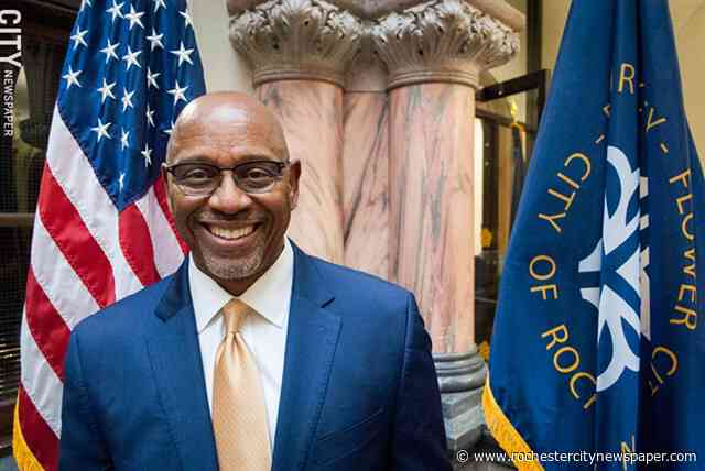 A former Warren top aide endorses Evans for mayor