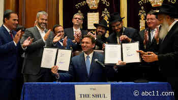 Florida governor signs bill requiring moment for school prayer, meditation