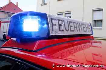 HEINERSREUTH - Feuer zerstörte drei Gartenhäuser in einem Waldgebiet nahe Heinersreuth - Bayern24